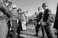 Photo of Vietnam anti-war demonstrators